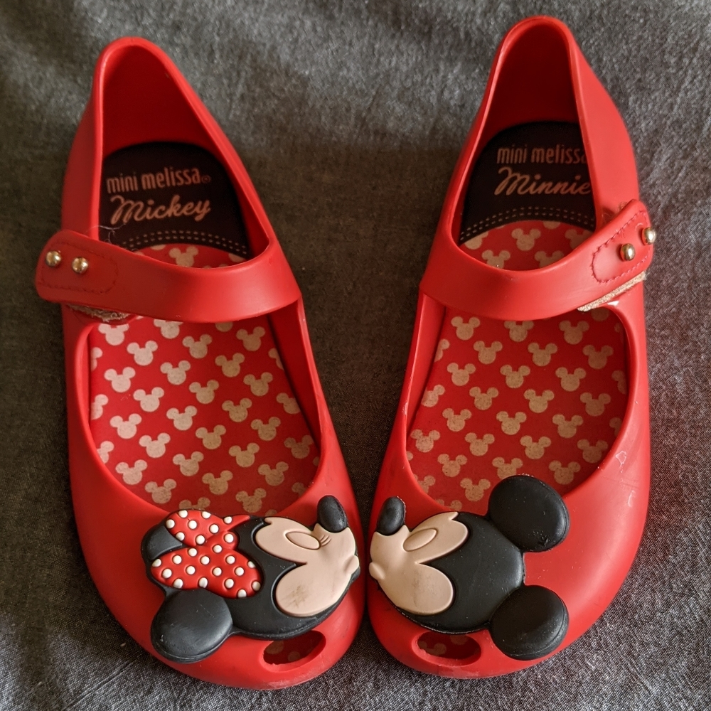 Mini Melissa kissing Minnie and Mickey Mouse 10